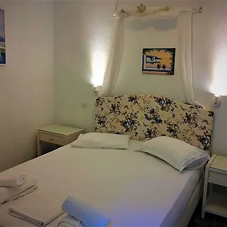Hotel Elizabeth Naxos City